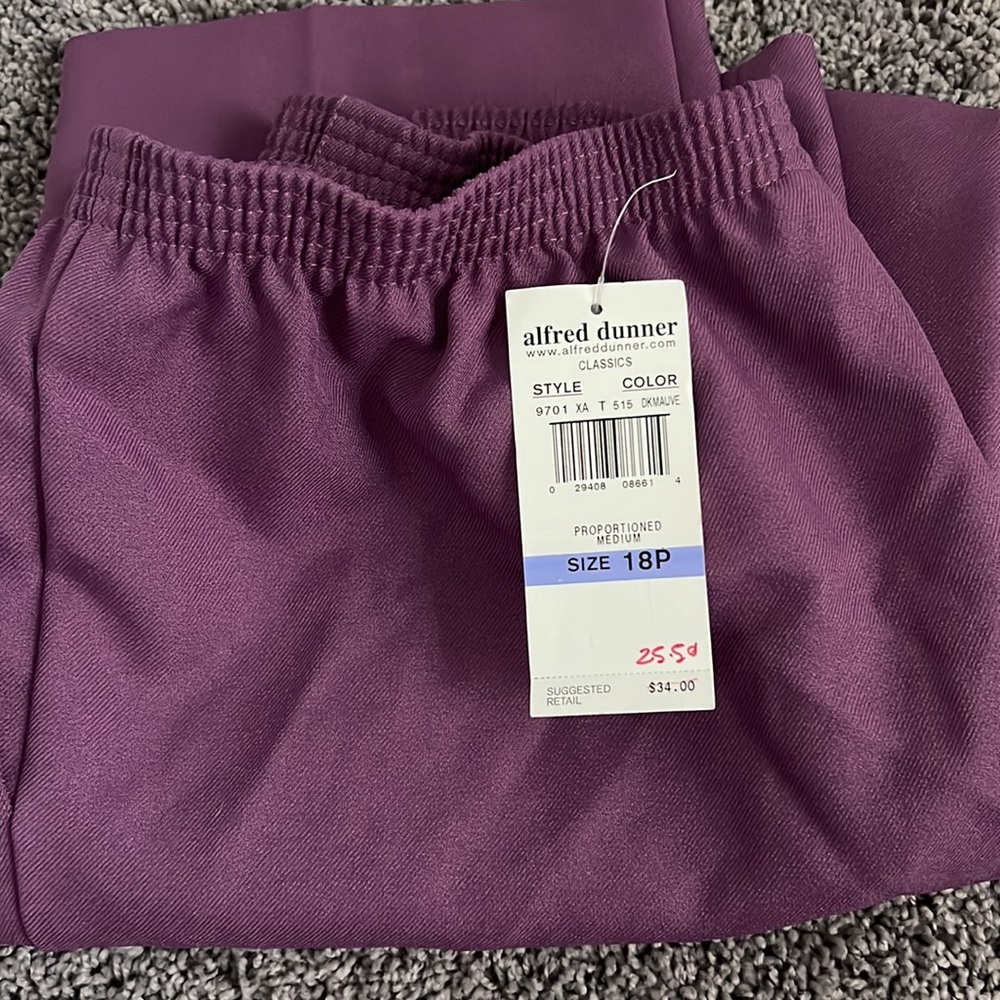 NWT Alfred Dunner Pull On Pants in Dark Mauve